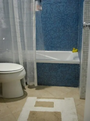 Tile Surround